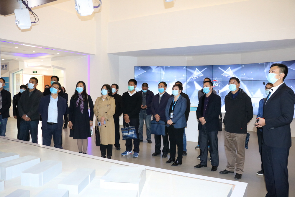 16州市退役軍人事務(wù)局到云南省退役軍人就業(yè)培訓創(chuàng  )業(yè)孵化基地參觀(guān)調研-云南能投軍創(chuàng  )產(chǎn)業(yè)投資有限公司