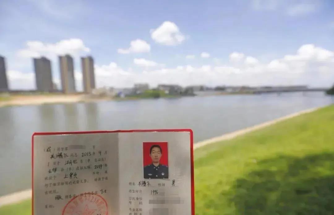 兩位老兵，一樣選擇！-云南能投軍創(chuàng  )產(chǎn)業(yè)投資有限公司