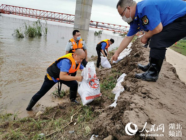 “只要祖國需要，我們義不容辭” ——那些抗洪搶險中的退伍兵-云南能投軍創(chuàng  )產(chǎn)業(yè)投資有限公司