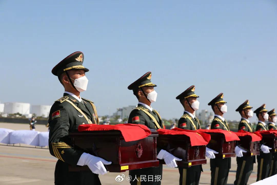 運-20接英雄回家，編號體現祖國對烈士們的無(wú)上尊崇-云南能投軍創(chuàng  )產(chǎn)業(yè)投資有限公司