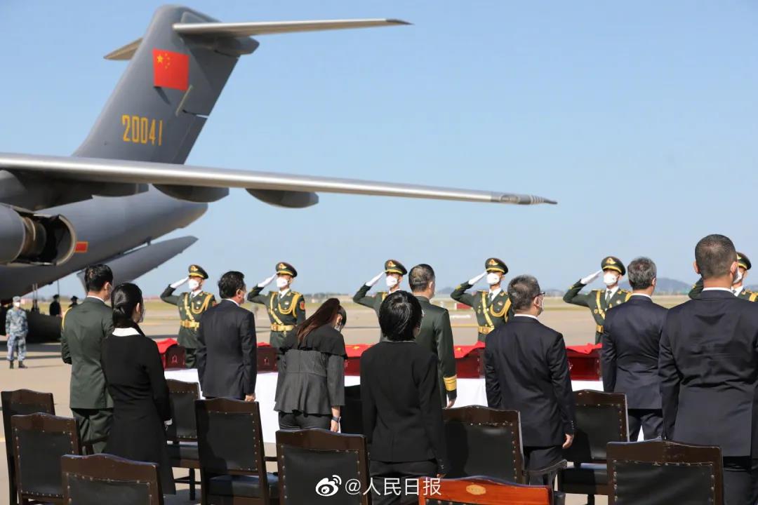 運-20接英雄回家，編號體現祖國對烈士們的無(wú)上尊崇-云南能投軍創(chuàng  )產(chǎn)業(yè)投資有限公司