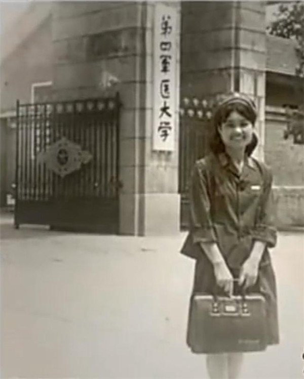 劉亞玲：“戰地女神”自主擇業(yè)，回到家鄉農村當“村醫”-云南能投軍創(chuàng  )產(chǎn)業(yè)投資有限公司