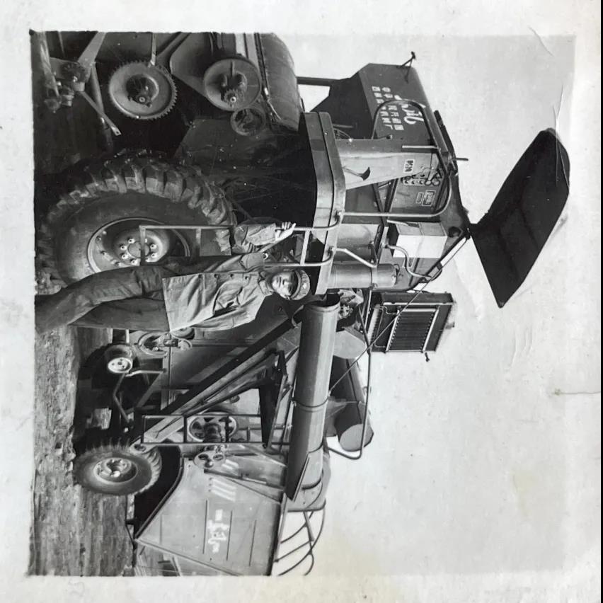 了不起的退役軍人丨71歲退伍老兵“說(shuō)唱”15年，這首歌，請加入你的年度歌單！-云南能投軍創(chuàng  )產(chǎn)業(yè)投資有限公司