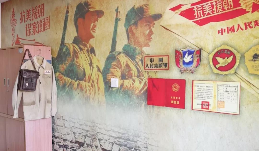 搪瓷缸、軍大衣……病房變“營(yíng)房” 只為喚醒他們的記憶-云南能投軍創(chuàng  )產(chǎn)業(yè)投資有限公司