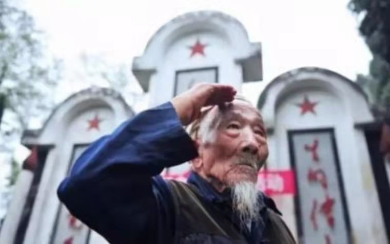 50年接力守護烈士英靈！背后的故事令人動(dòng)容……-云南能投軍創(chuàng  )產(chǎn)業(yè)投資有限公司