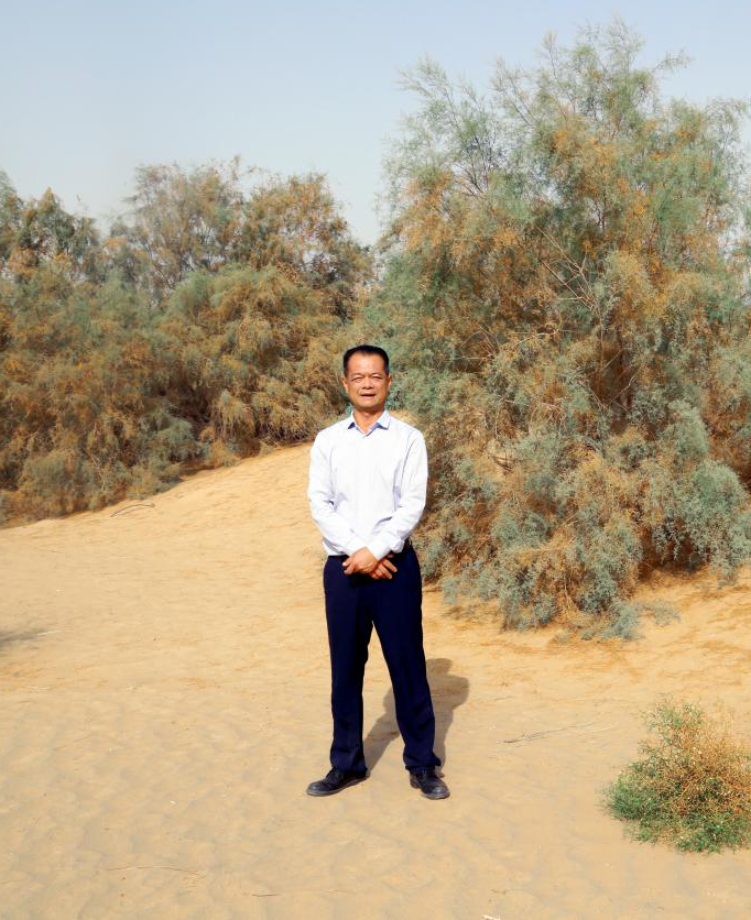 “橄欖綠”轉赴“新戰場(chǎng)”，黃沙地里“闖”出綠色扶貧路-云南能投軍創(chuàng  )產(chǎn)業(yè)投資有限公司