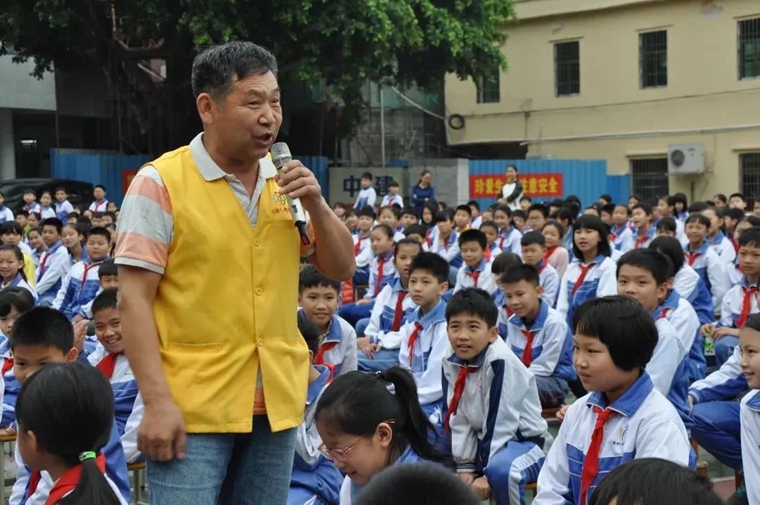 身有5級傷殘，卻敢從死神手里搶人！致敬老兵趙喜昌-云南能投軍創(chuàng  )產(chǎn)業(yè)投資有限公司