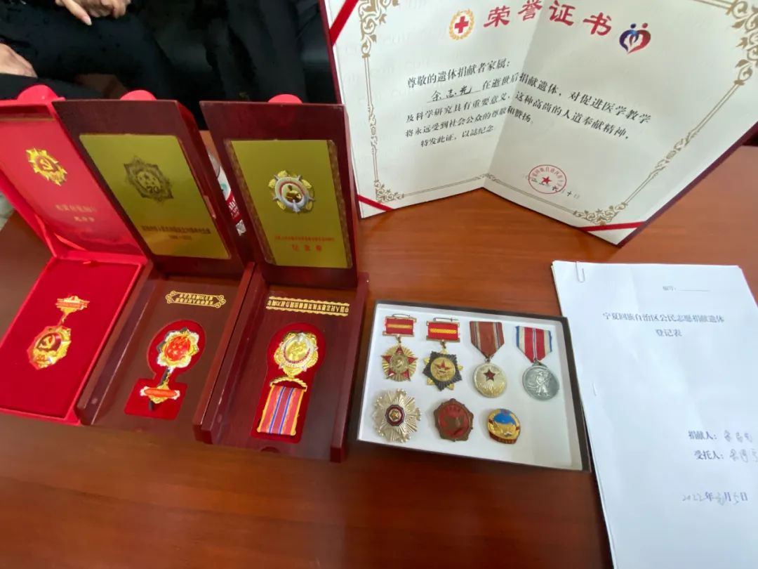 參加過(guò)長(cháng)津湖戰役的他走了，臨終心愿讓人淚目-云南能投軍創(chuàng  )產(chǎn)業(yè)投資有限公司