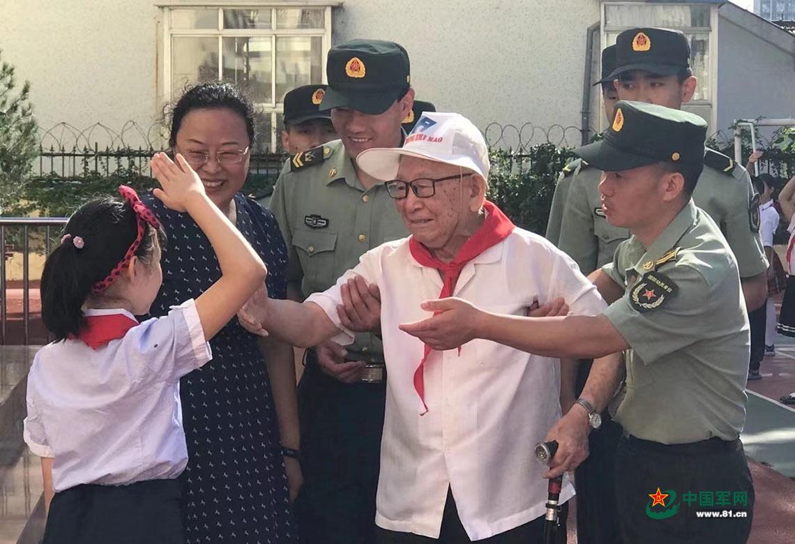 93歲“特等功臣”馬維華：年年為學(xué)生講述戰斗故事 直到講不動(dòng)為止-云南能投軍創(chuàng  )產(chǎn)業(yè)投資有限公司