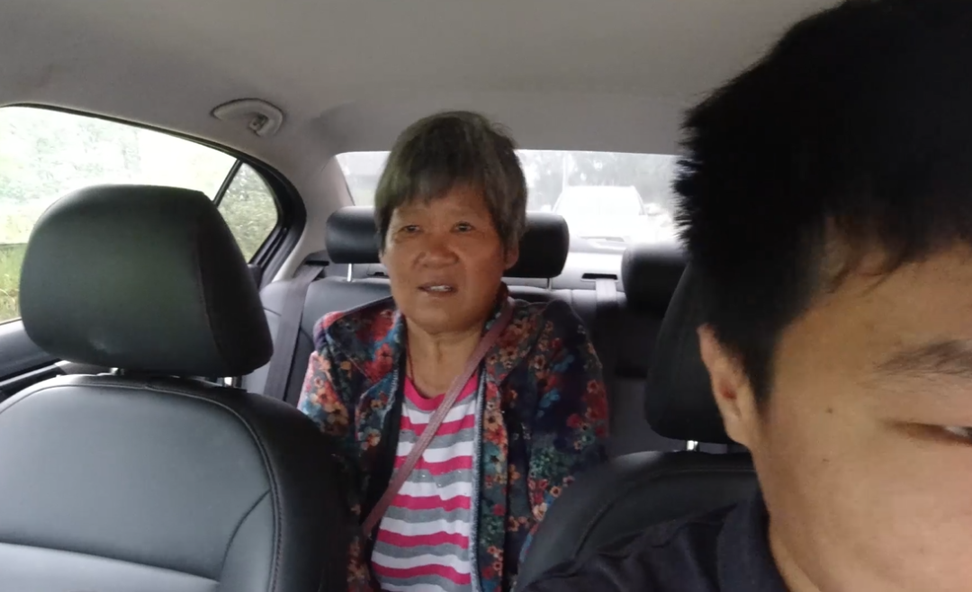 7.png 小伙花1500元買(mǎi)張遺照竟是湖南烈士-云南能投軍創(chuàng )產(chǎn)業(yè)投資有限公司