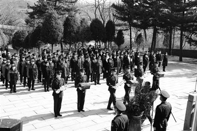 640.jpeg 鴨綠江畔聆聽(tīng)歷史回響——遼寧省丹東市軍地聯(lián)合挖掘保護抗美援朝遺址紀實(shí)-云南能投軍創(chuàng )產(chǎn)業(yè)投資有限公司