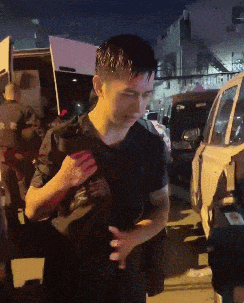 從橋上一躍而下！退役軍人孫逸超，你太帥了！-云南能投軍創(chuàng  )產(chǎn)業(yè)投資有限公司