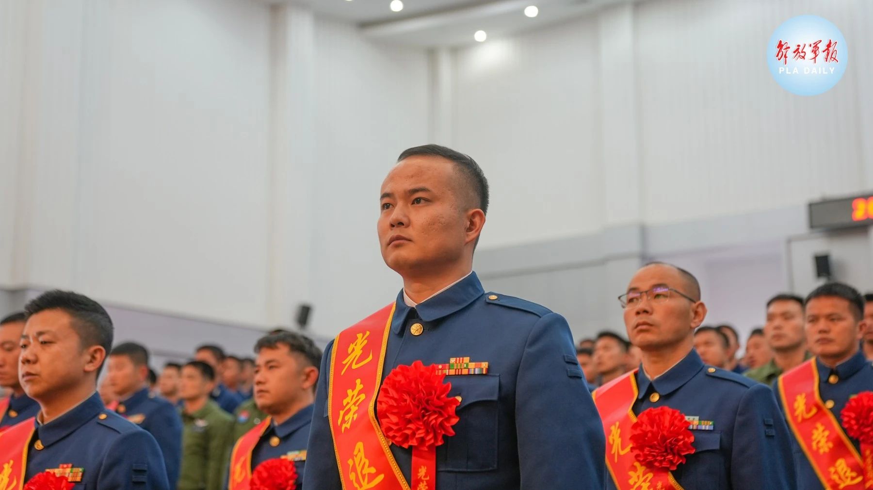 “今天，我退役了……”揮淚告別，他們踏上新征程-云南能投軍創(chuàng  )產(chǎn)業(yè)投資有限公司