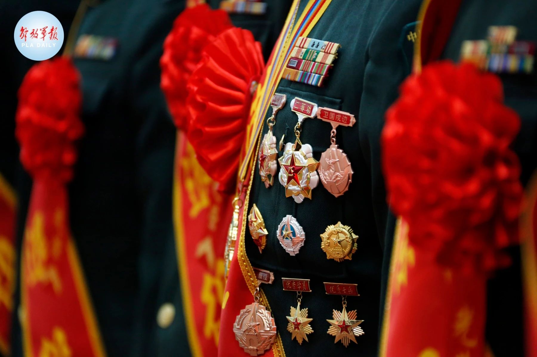 “今天，我退役了……”揮淚告別，他們踏上新征程-云南能投軍創(chuàng  )產(chǎn)業(yè)投資有限公司